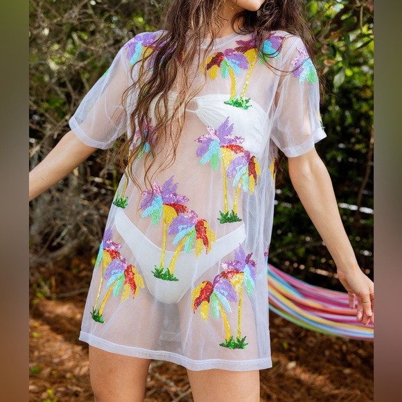 NWT QUEEN OF SPARKLES white palm tree sheer cover up - Picture 1 of 7